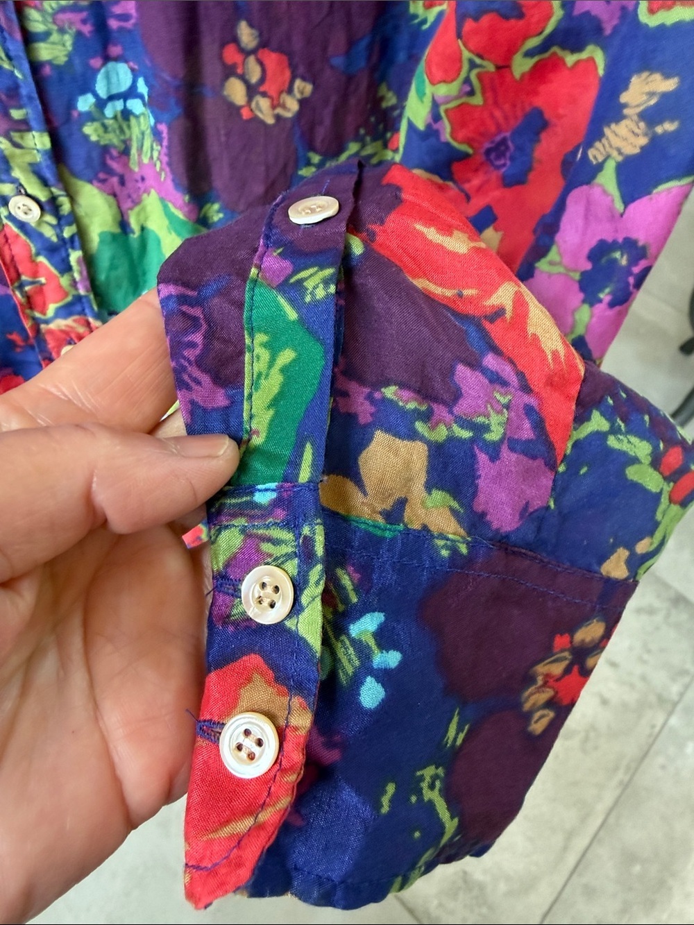 J. Crew Floral Button-Front Shirt in Navy Pink and Green - Silk Cotton - size 6 - Picture 5 of 9
